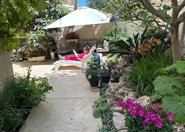 New Luxurious Apt, The Best Location In Jerusalem